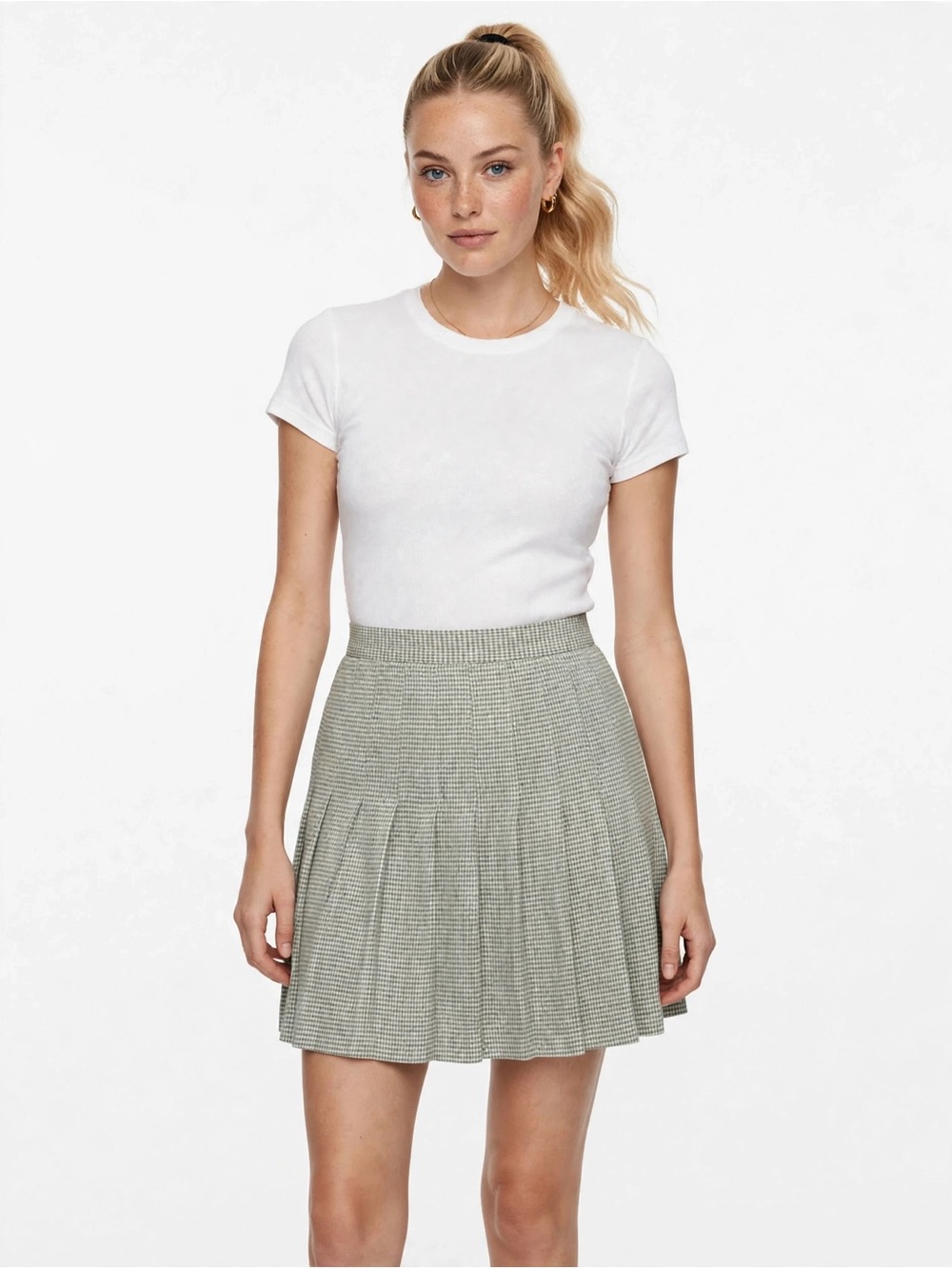 Ellen Tracy Pleated Mini Skirt in Sage Green Houndstooth